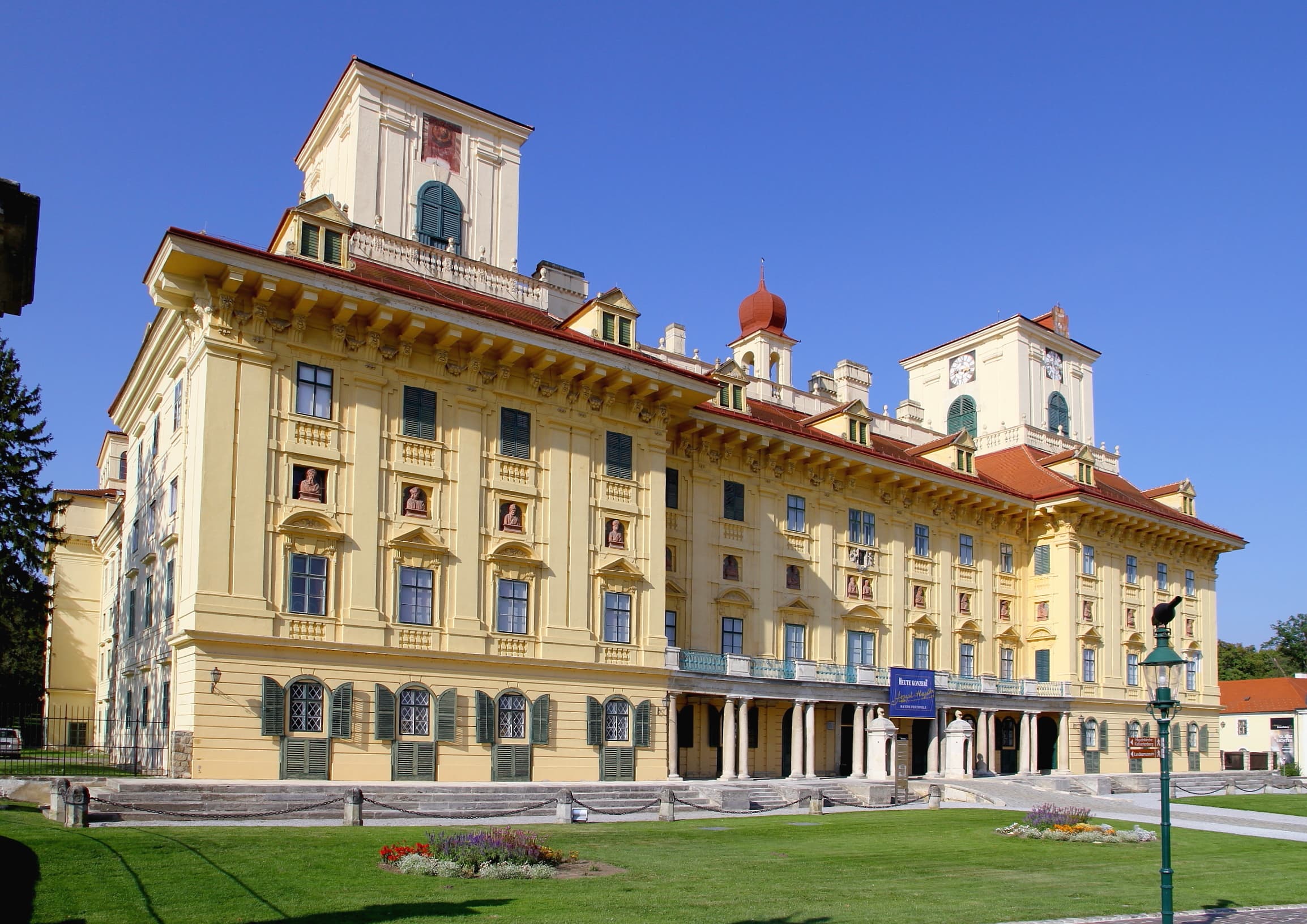 Schloss Esterházy in Eisenstadt, der Landeshauptstadt des Burgenlands